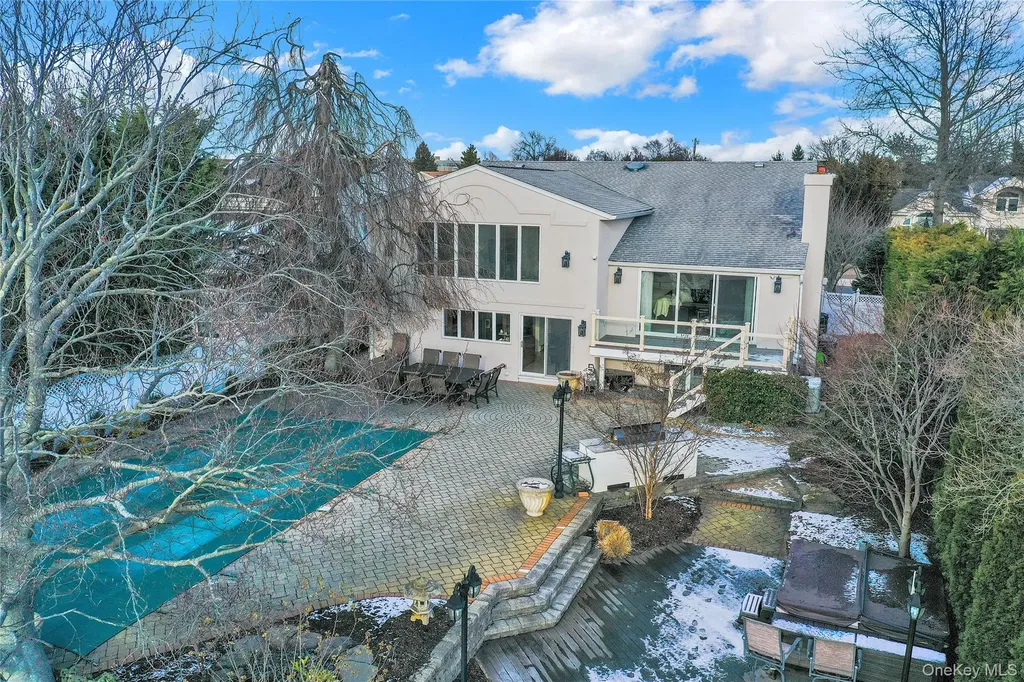 2988 Lee Place Bellmore NY 11710