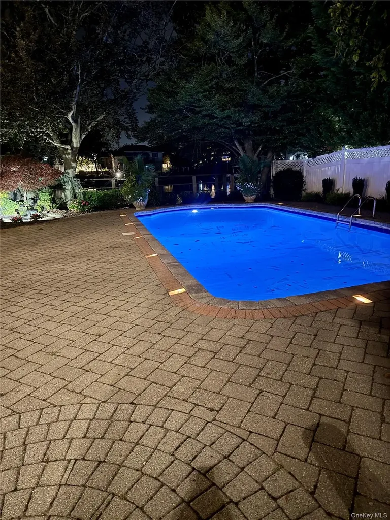 2988 Lee Place Bellmore NY 11710