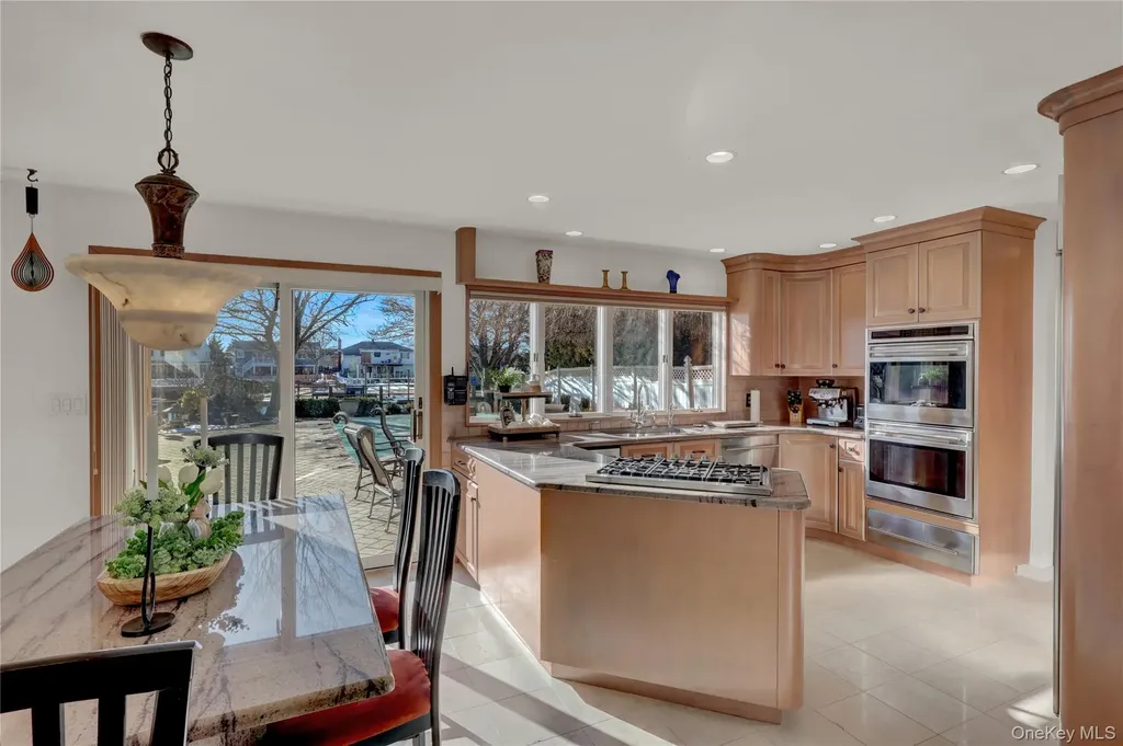 2988 Lee Place Bellmore NY 11710