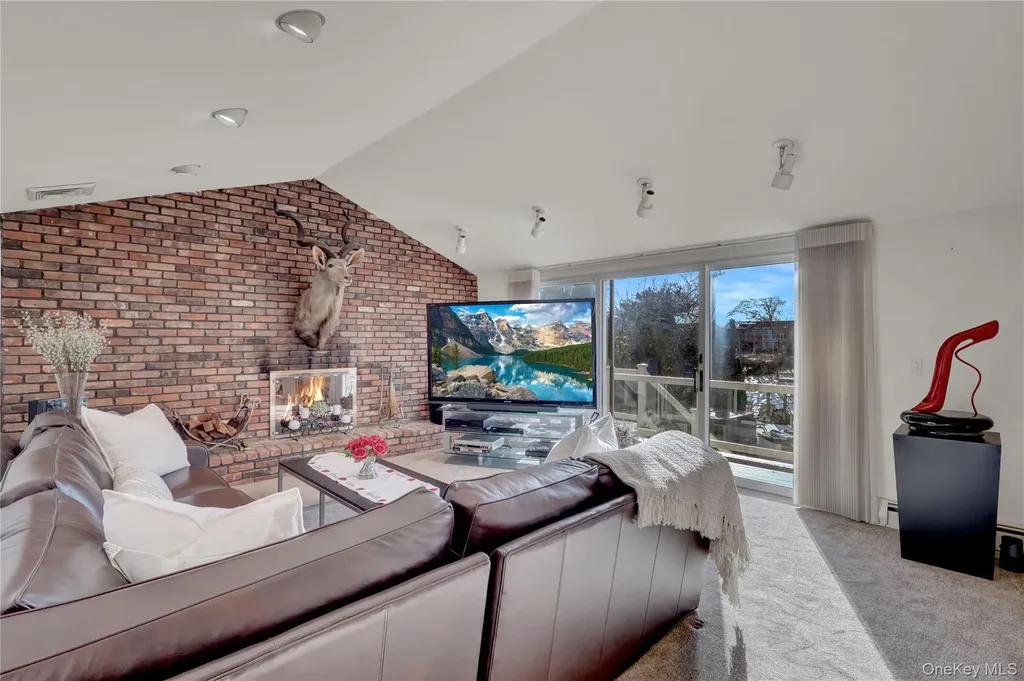 2988 Lee Place Bellmore NY 11710
