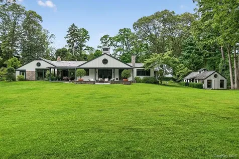343 Chicken Valley Road Upper Brookville NY 11545