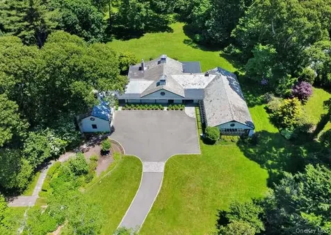 343 Chicken Valley Road Upper Brookville NY 11545