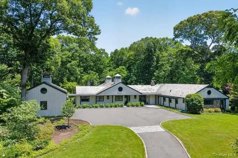 343 Chicken Valley Road Upper Brookville NY 11545