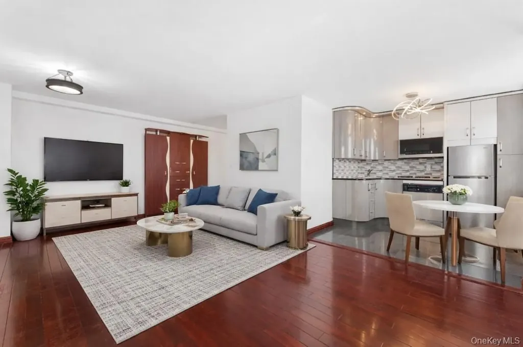 40 Brighton 1st Road Brooklyn NY 11235