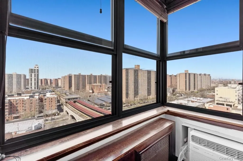 40 Brighton 1st Road Brooklyn NY 11235