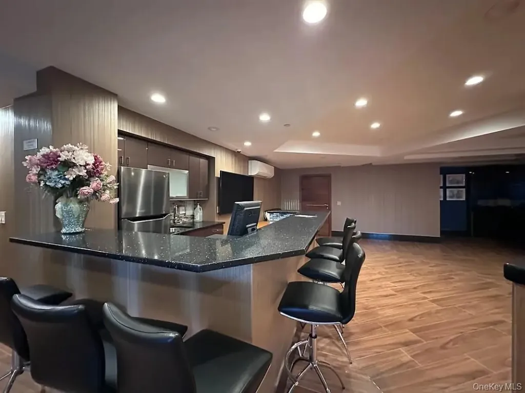 40 Brighton 1st Road Brooklyn NY 11235