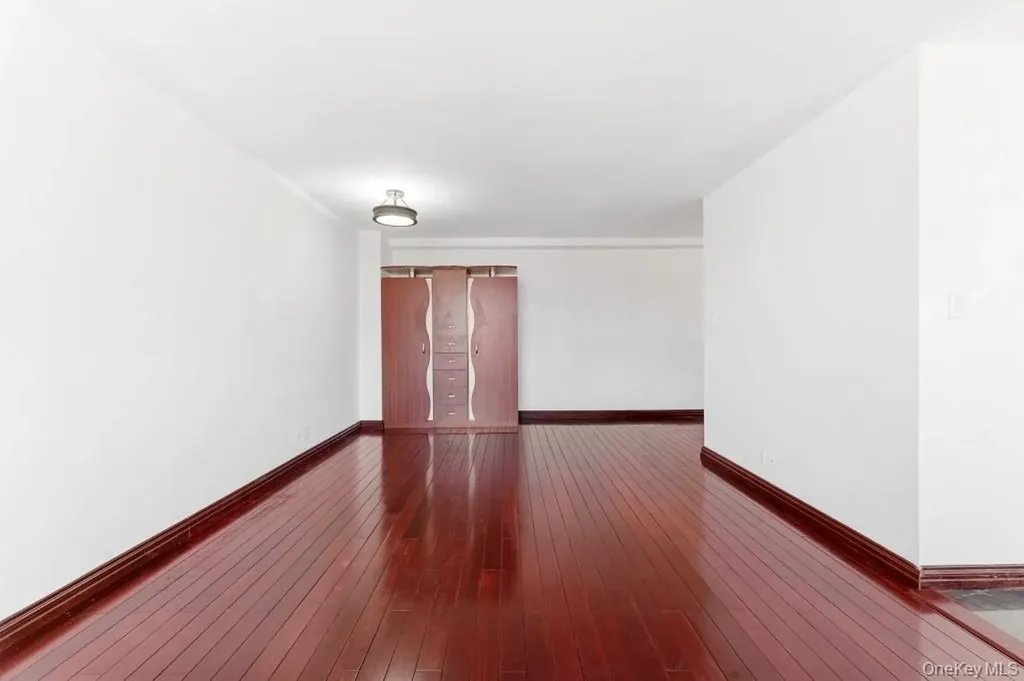 40 Brighton 1st Road Brooklyn NY 11235