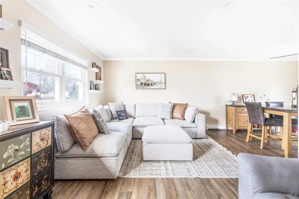 9 Golf Course Road Bellport NY 11713