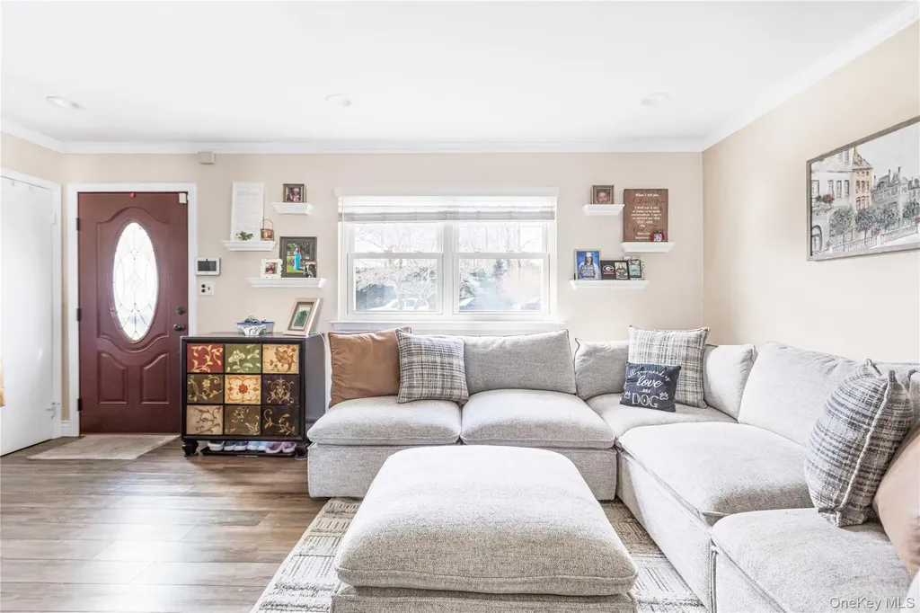 9 Golf Course Road Bellport NY 11713