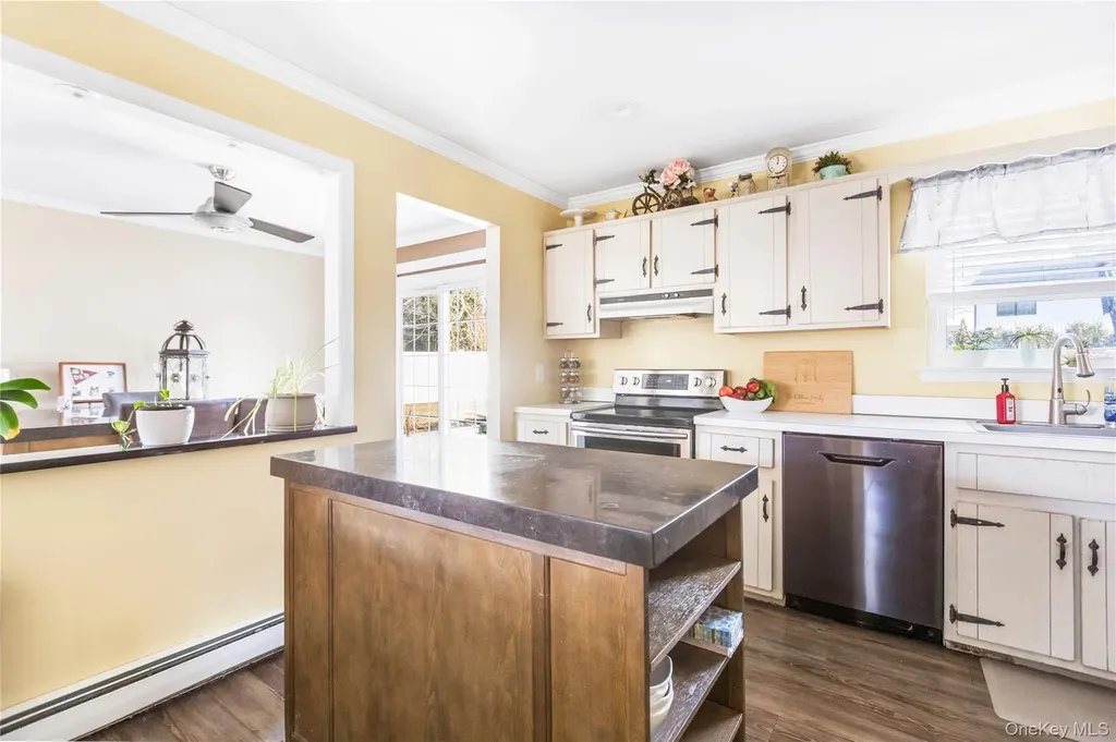 9 Golf Course Road Bellport NY 11713