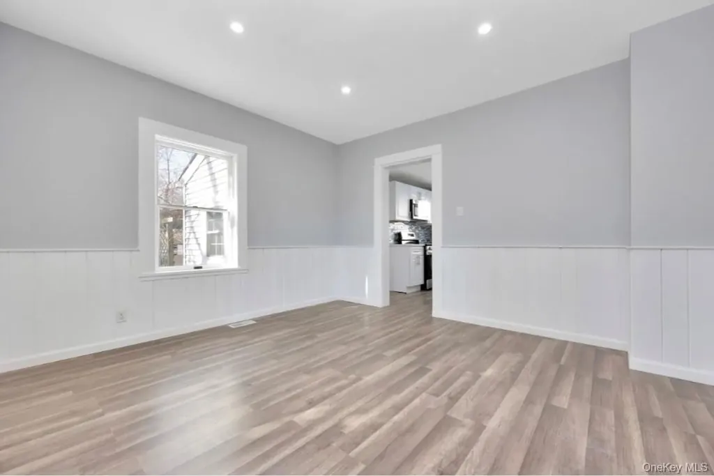 178 N Ocean Avenue Patchogue NY 11772