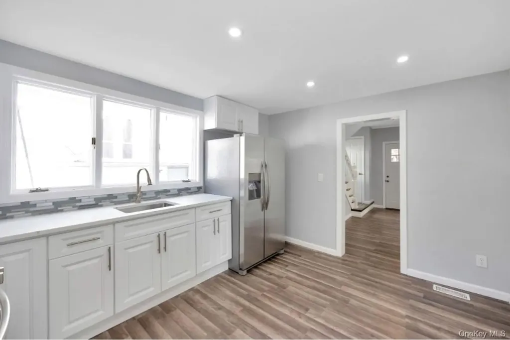 178 N Ocean Avenue Patchogue NY 11772