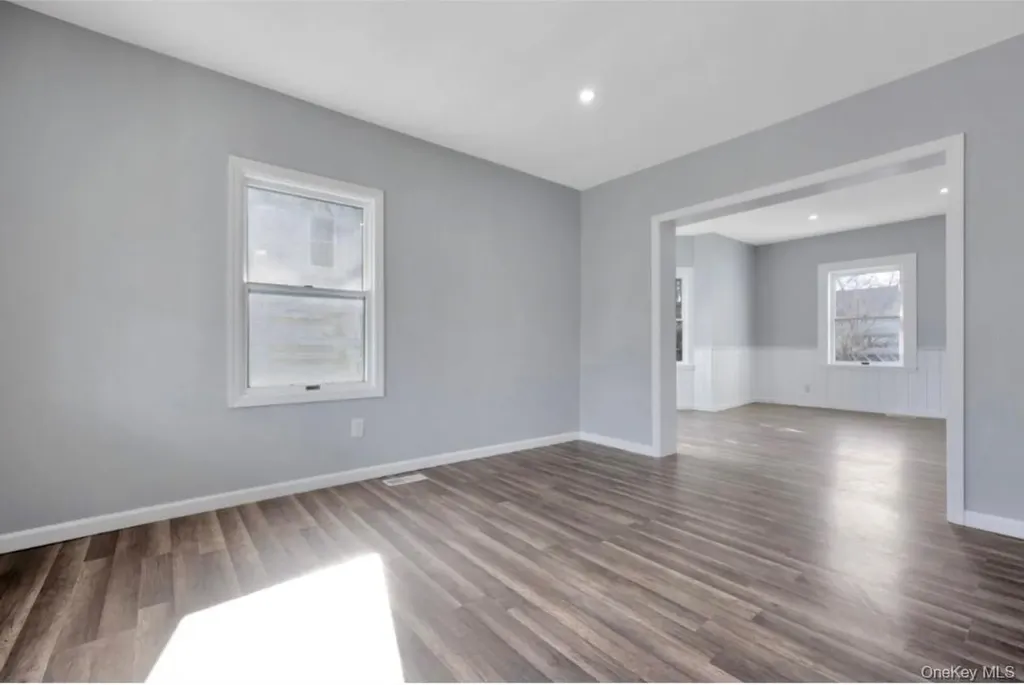 178 N Ocean Avenue Patchogue NY 11772