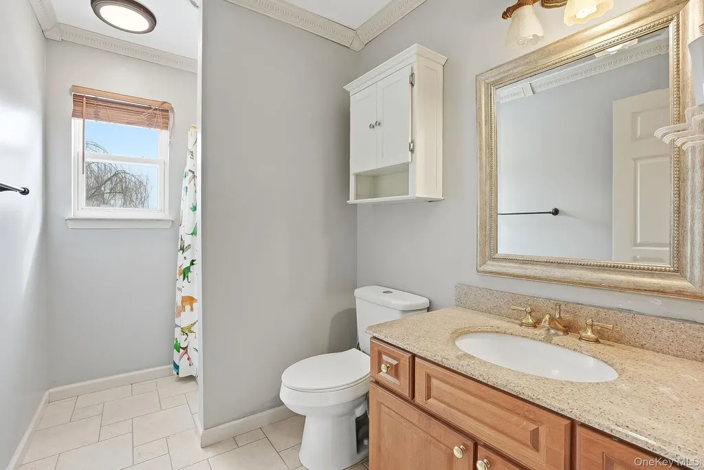 1010 Pine View New Windsor NY 12553