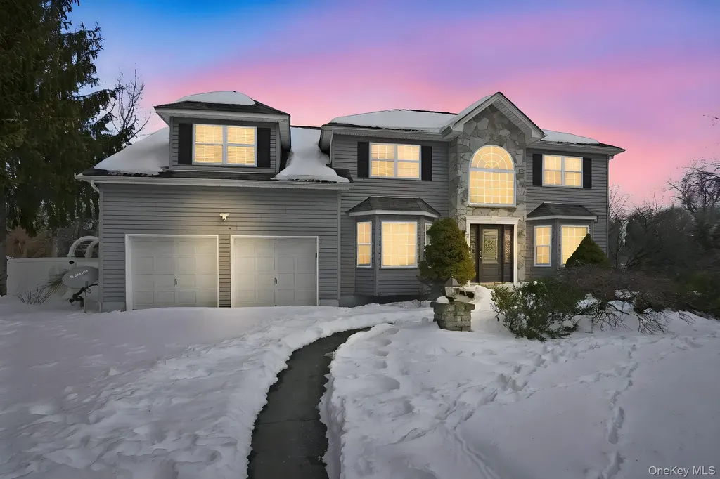 1010 Pine View New Windsor NY 12553