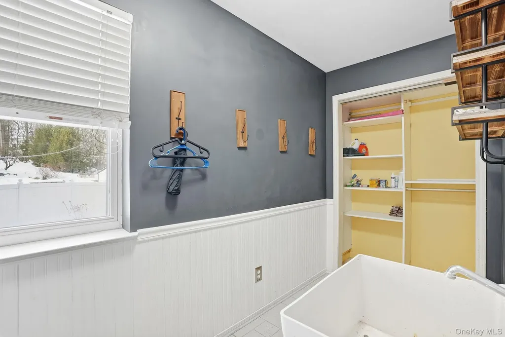 1010 Pine View New Windsor NY 12553