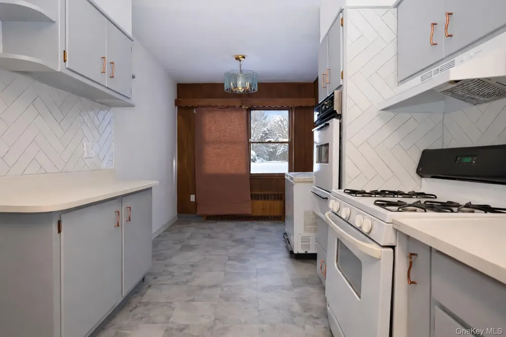 24 Mckinley Avenue White Plains NY 10606