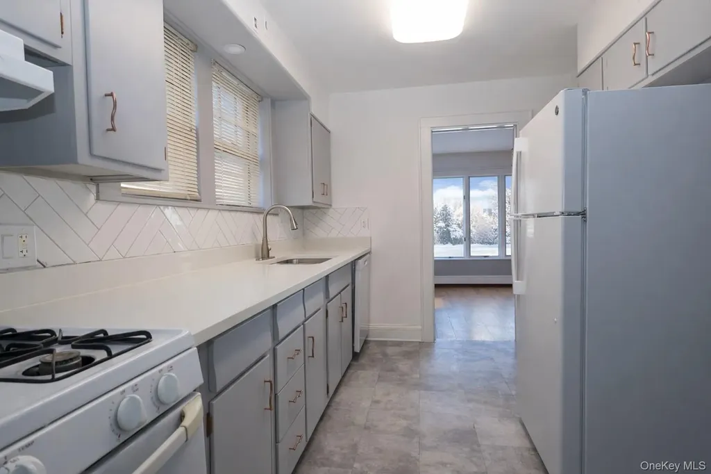 24 Mckinley Avenue White Plains NY 10606