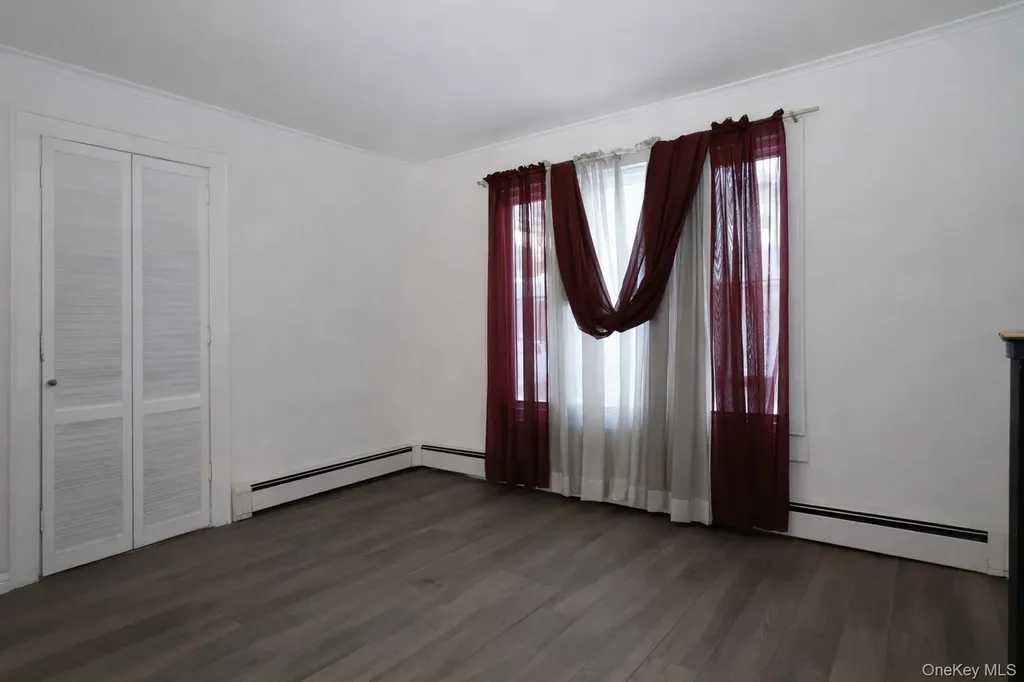 24 Mckinley Avenue White Plains NY 10606
