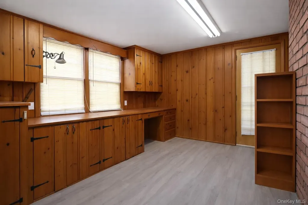 24 Mckinley Avenue White Plains NY 10606