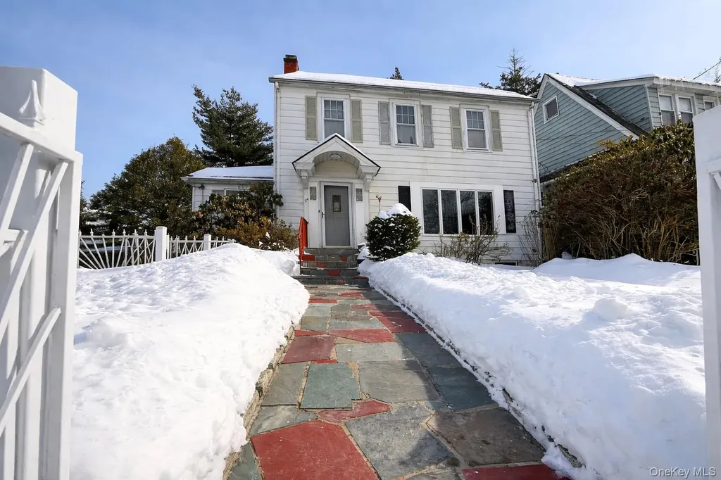 24 Mckinley Avenue White Plains NY 10606