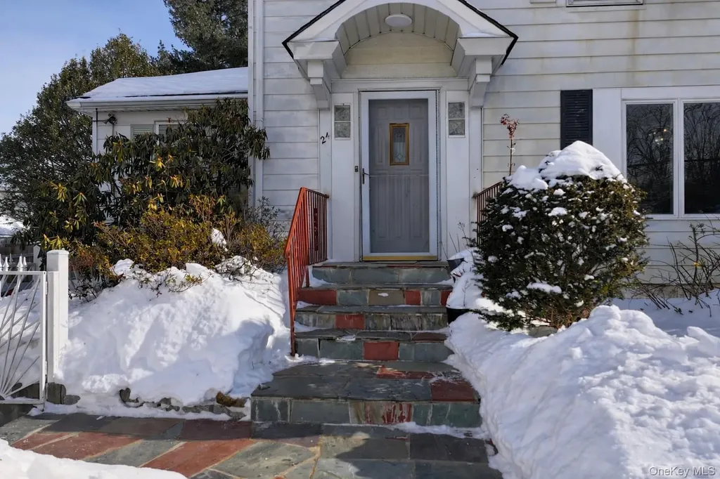 24 Mckinley Avenue White Plains NY 10606