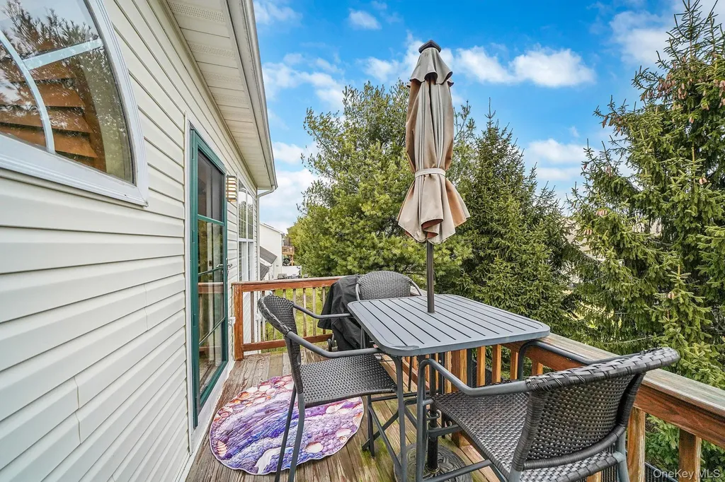 109 Constantine Way Mount Sinai NY 11766