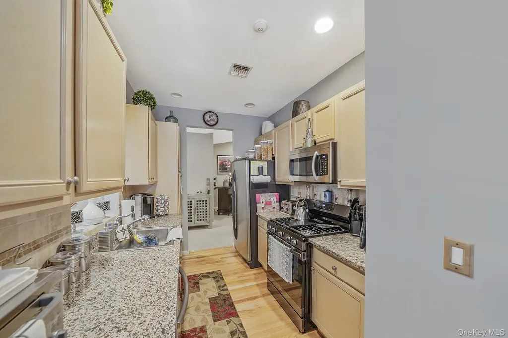 109 Constantine Way Mount Sinai NY 11766
