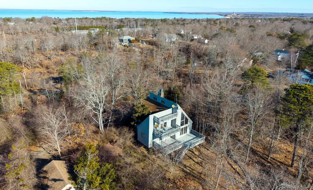 32 Old Canoe Place Road Hampton Bays NY 11946