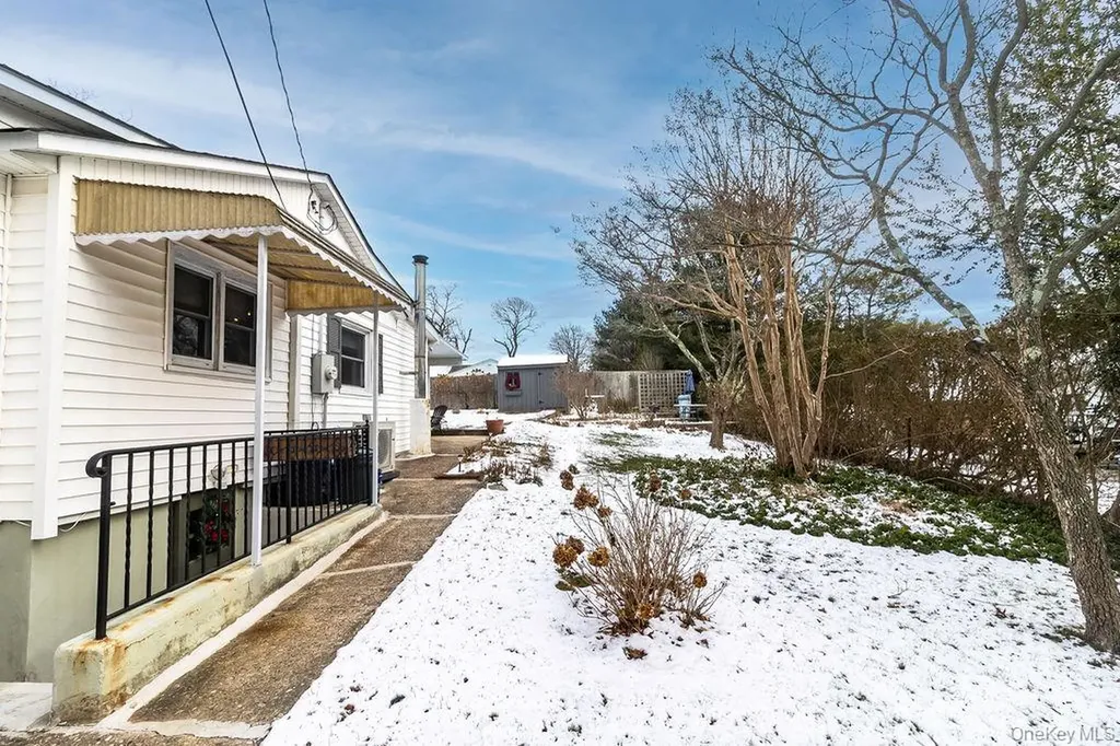 3 Vine Road Rocky Point NY 11778