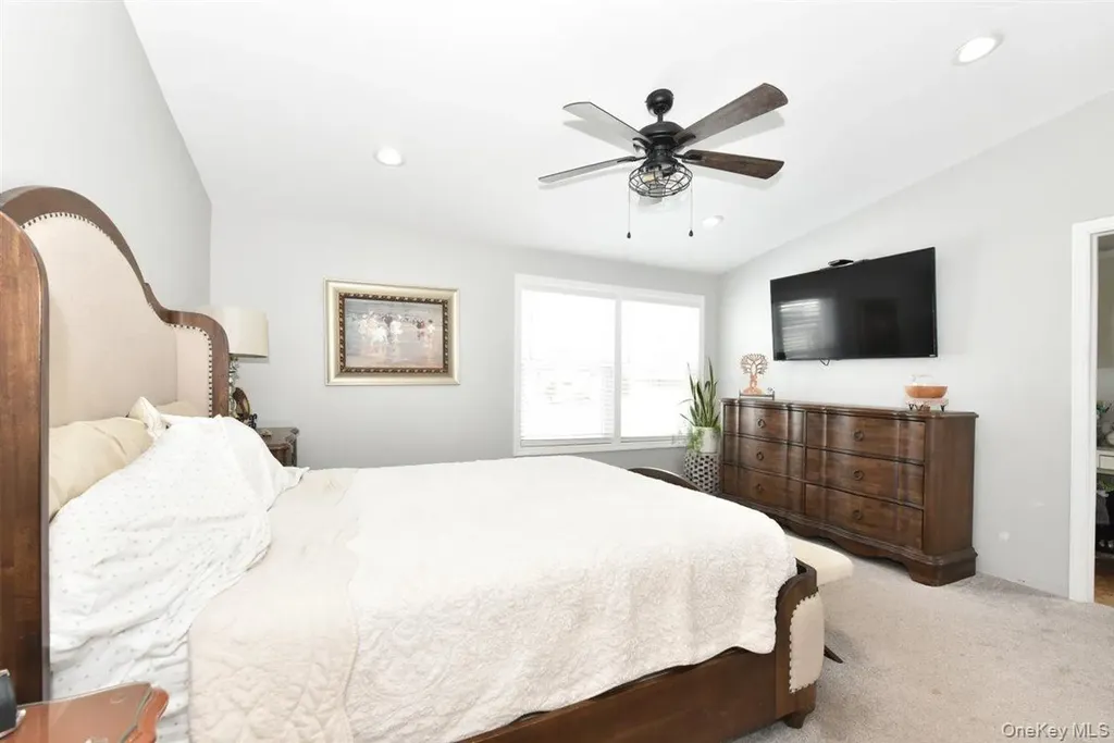 3 Berryhill Lane Bethpage NY 11714