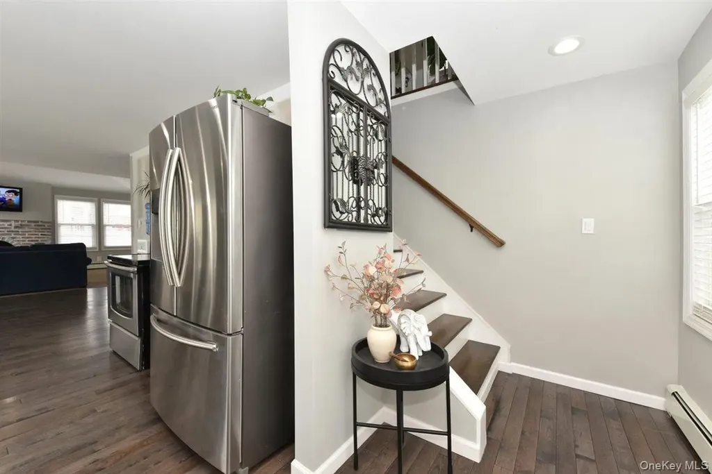 3 Berryhill Lane Bethpage NY 11714