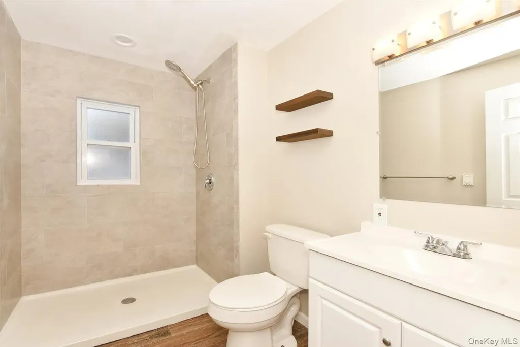 3 Berryhill Lane Bethpage NY 11714