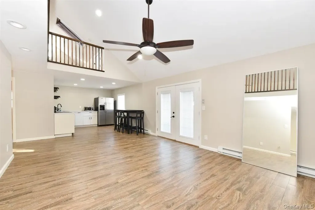 3 Berryhill Lane Bethpage NY 11714