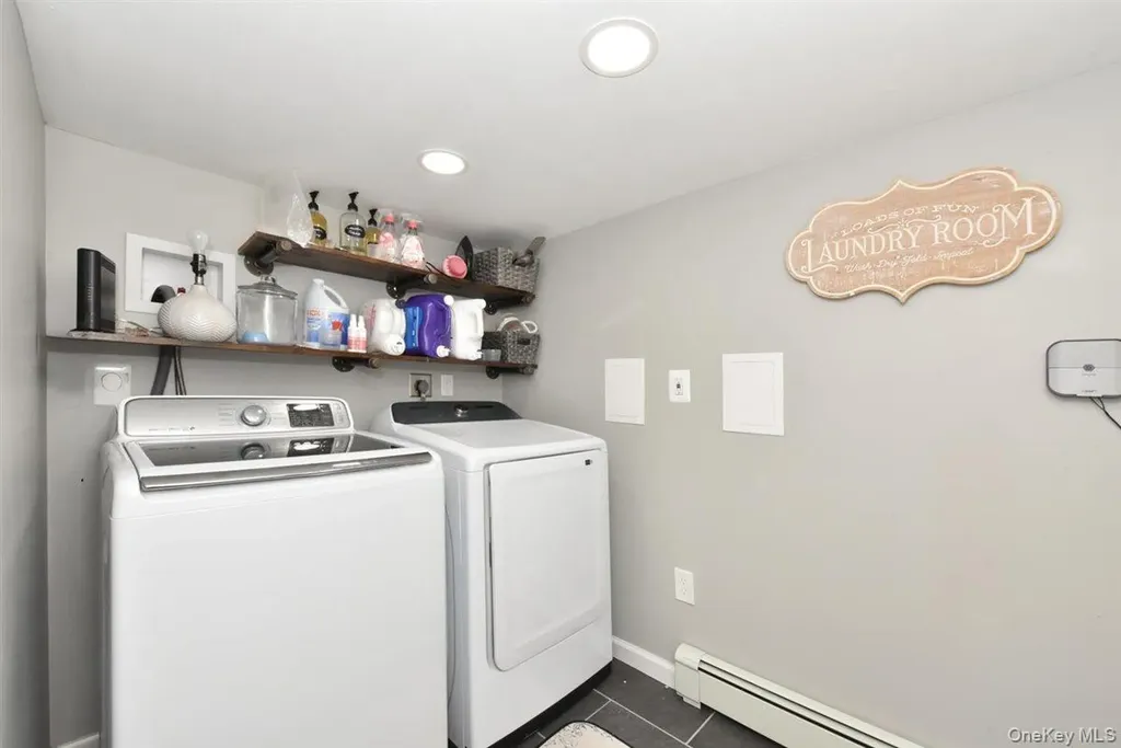 3 Berryhill Lane Bethpage NY 11714