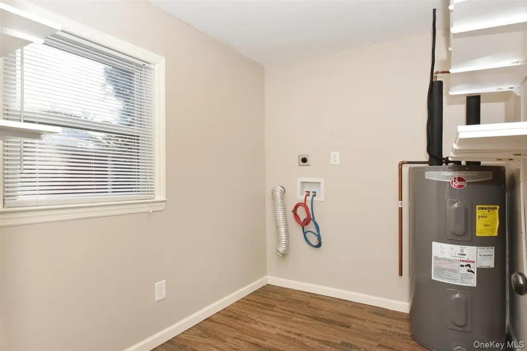 3 Berryhill Lane Bethpage NY 11714