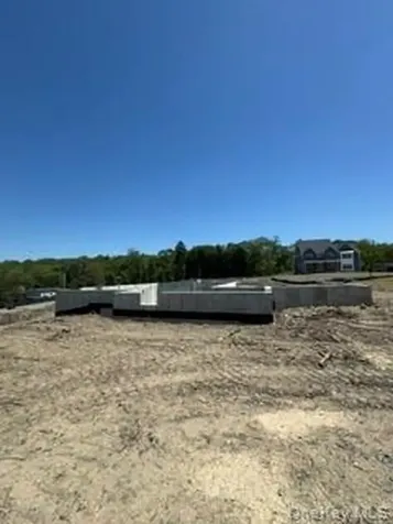 10 Shadow Court Wappingers Falls NY 12590