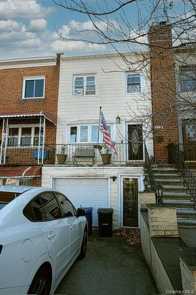 2816 Collis Place Bronx NY 10465