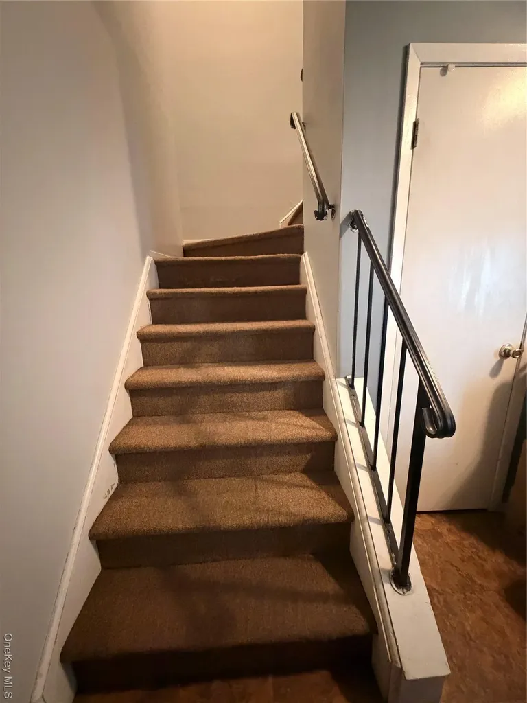 2712 Schleigel Boulevard Amityville NY 11701