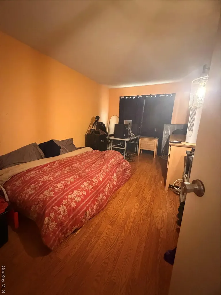 2712 Schleigel Boulevard Amityville NY 11701