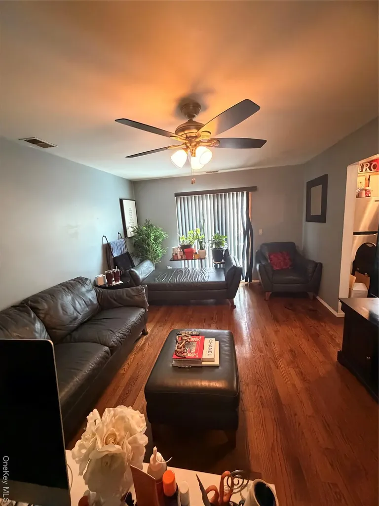 2712 Schleigel Boulevard Amityville NY 11701