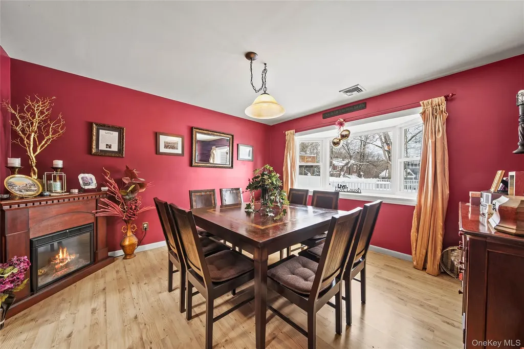 3 Crystal Brook Court Islip NY 11751