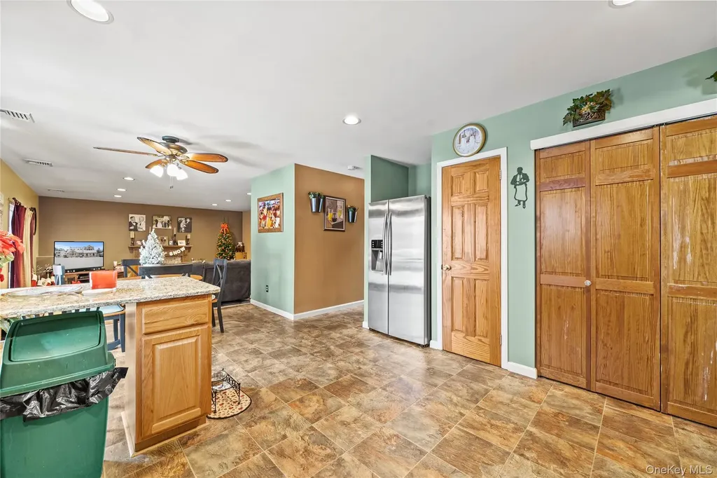 3 Crystal Brook Court Islip NY 11751