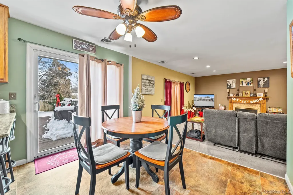 3 Crystal Brook Court Islip NY 11751