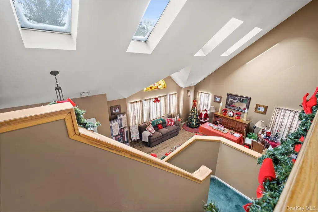 3 Crystal Brook Court Islip NY 11751
