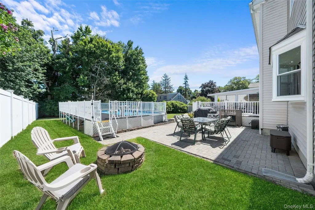 3 Crystal Brook Court Islip NY 11751
