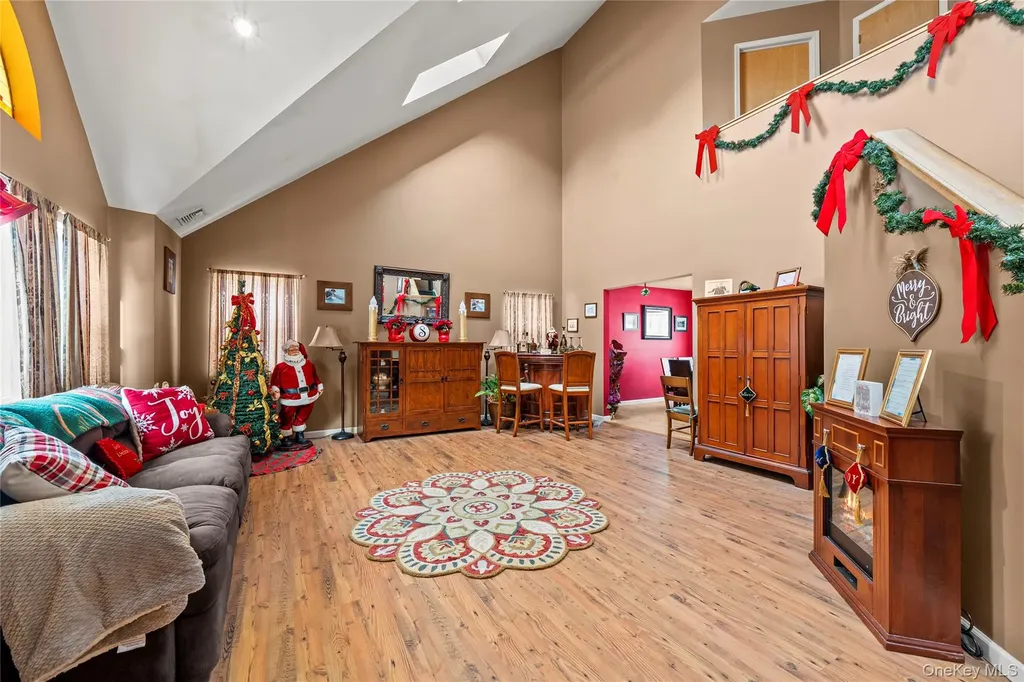 3 Crystal Brook Court Islip NY 11751
