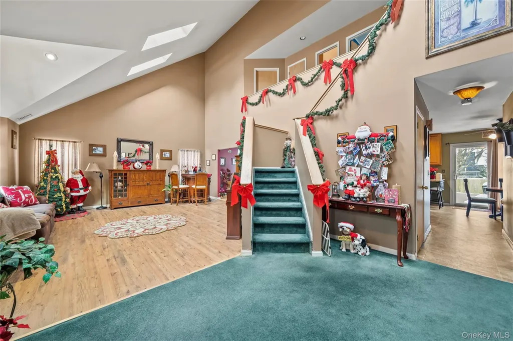 3 Crystal Brook Court Islip NY 11751