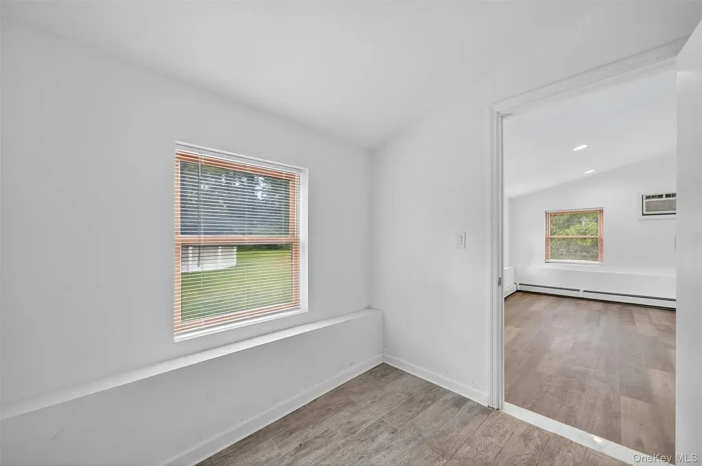 85 Holloran Road New Windsor NY 12553