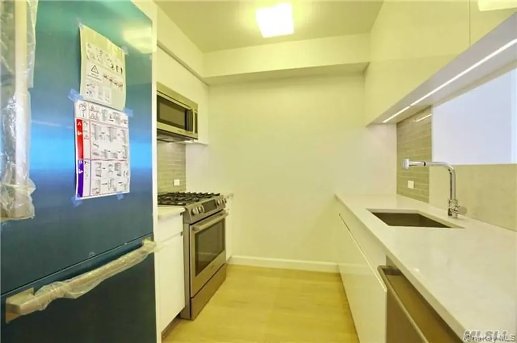 13835 39th Avenue Flushing NY 11354